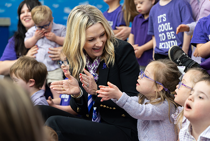 Mayor Mattie Parker with students at a lab school